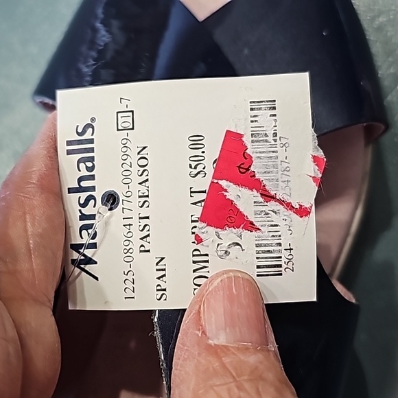 Puche sandles made in Spain. Navy blue patten‎ leather. Cork wedge.size 6… - Picture 6 of 9